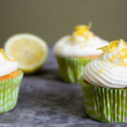 Erfrischende Cupcakes mit Zitronen