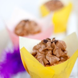 Cupcakes mit Amaretto-Topping