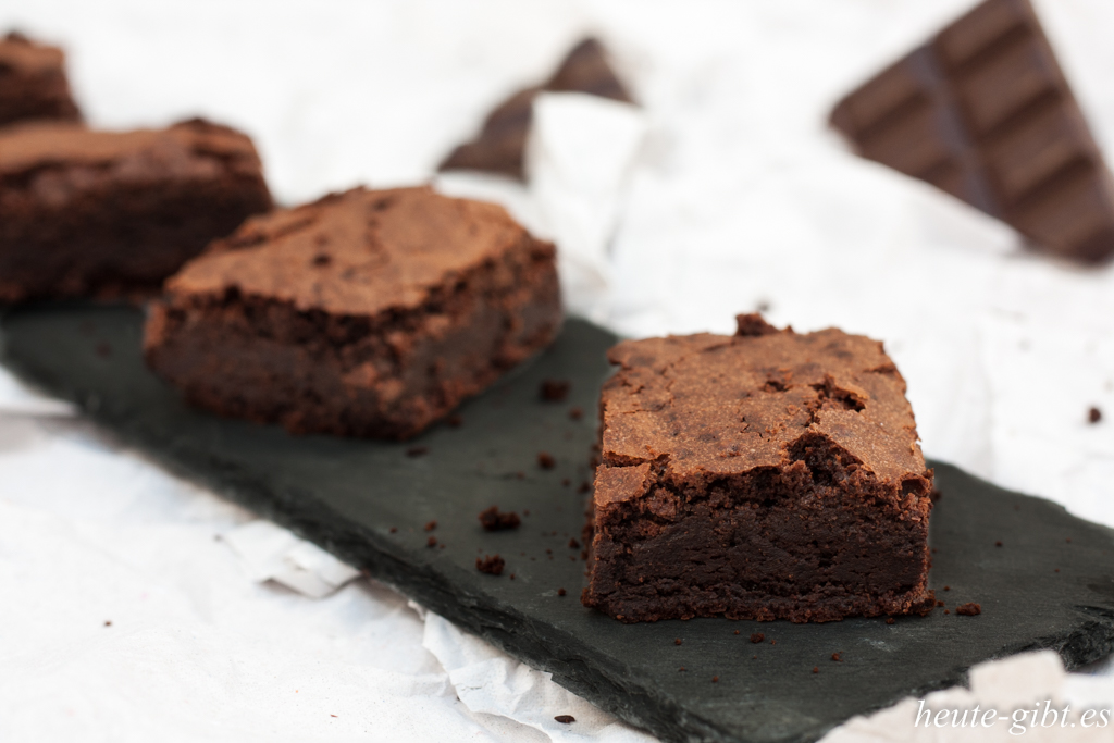 Classic Brownies – oder: Wie mir Schokolade aus „Blogkrisen“ hilft!