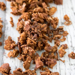 Pumkin Spice Granola - herbstliches Müsli mit Kürbis - selbstgemacht