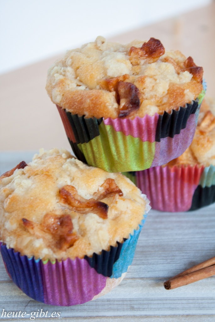Apfel-Zimt-Muffins mit Streuseln – Wir backen mit Leila