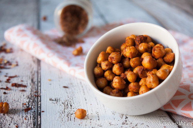 Geröstete Kichererbsen mit Paprika und Chili