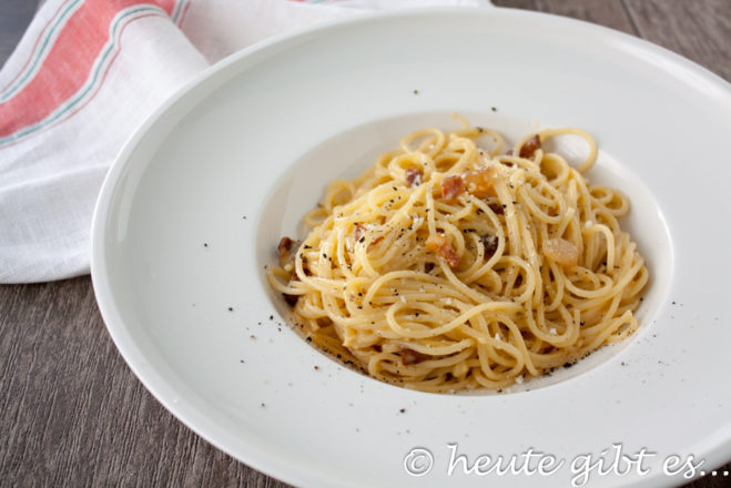 Spaghetti carbonara - in 11 Minuten zum perfekten Gericht - Tipps und Tricks