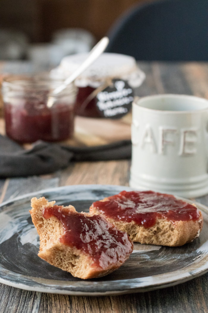 Birnen-Rotwein-Marmelade – ein leckeres Geschenk aus der Küche