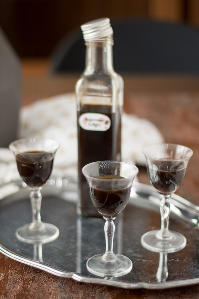 Hausgemachter Espressolikör – schnelles Rezept und 3 leckere Varianten